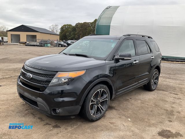 Lot 2-31805 - 2013 Ford Explorer Sport 4WD SUV 4x4