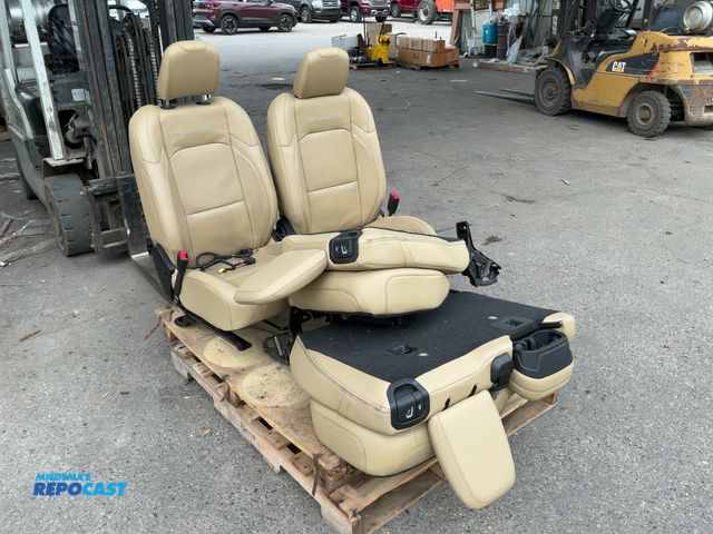 Lot 2-62875 - Set of (4) 2019 Jeep JL Rubicon leather seats with heat.