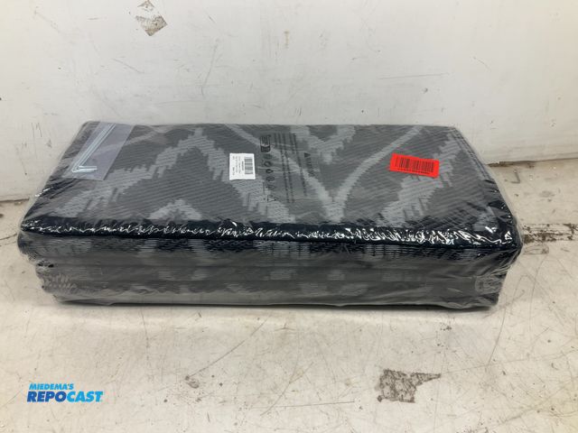 Lot 2-94472 - New Olanly geometric outdoor rug, 9’x12’, black and grey