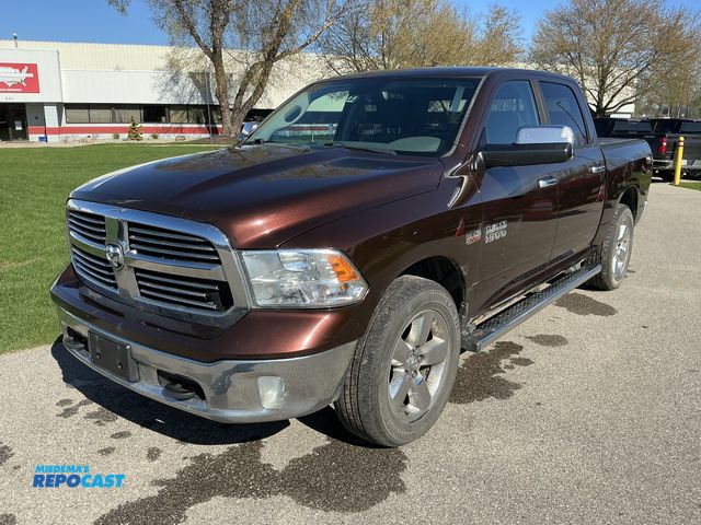 Lot 2-40697 - 2015 Ram 1500 Big Horn Crew Cab Pickup Truck 4x4