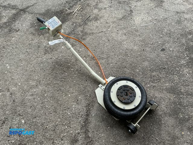 Lot 2-60973 - Motorized triple bag portable air jack