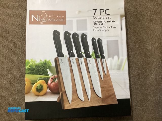 Lot 2-92910 - New 7 piece Cutlery Set by New England Cutlery. Magnetic Board Knife set. Superior technology, extra...