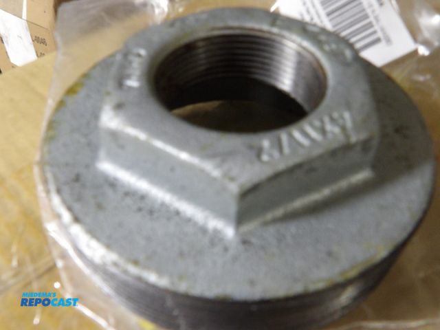 Lot 2-53297 - Lot of (10) new metal Pipe Straight - 4in x 1-1/2 malleable Iron Bushing class 150 # 2wJ88