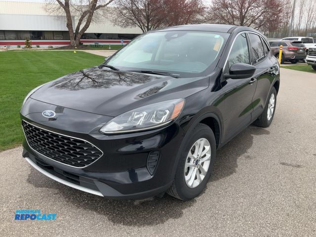Lot 2-46619 - 2020 Ford Escape SE SUV AWD