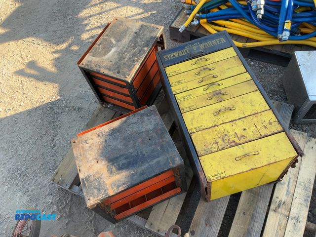 Lot 2-69006 - Metal Lot of 3 toolboxes: Dorman toolboxes with pull out drawers includes strewart warmer toolbox wi...