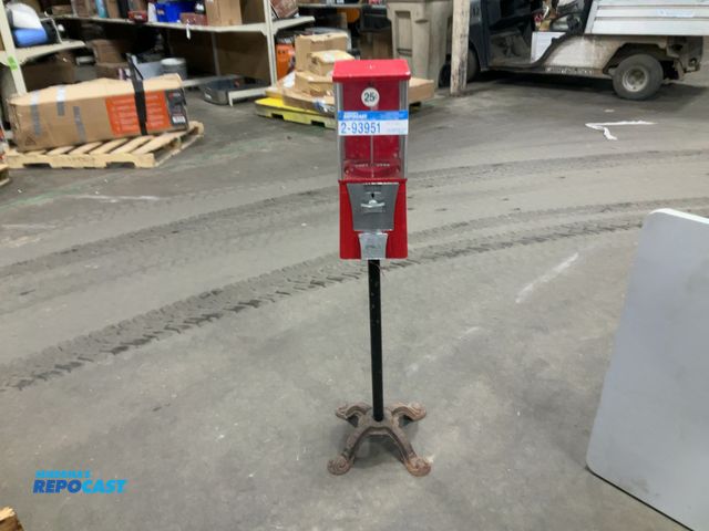 Lot 2-93951 - Vintage Eagle gumball machine on stand