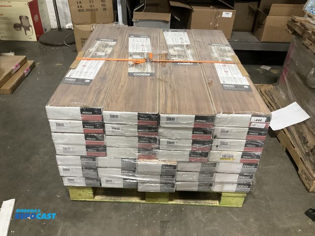 Repocast.com - Lot 2-15071 - 16 Boxes of Pergo Outlast + XL Arlington ...