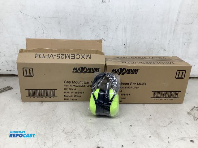 Lot 2-37086 - Lot of (8) maximum safety cap mount ear muffs #mxcem25-vpd4 - 2 boxes of 4