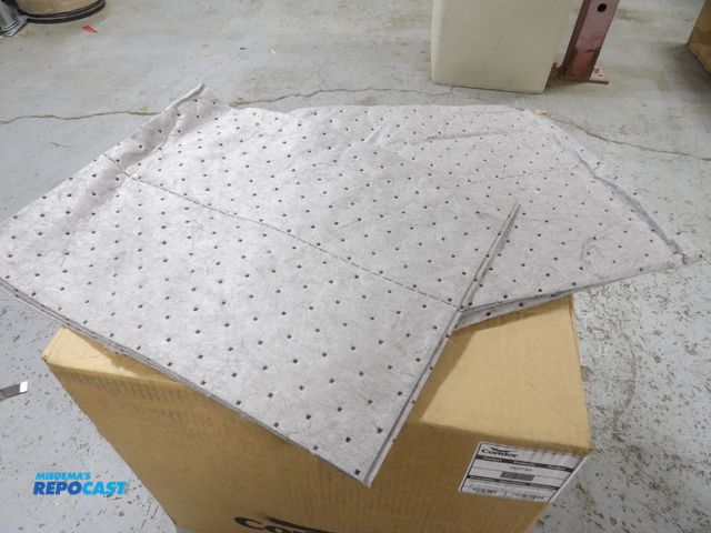 Repocast.com - Lot 2-53162 - Lot of (200) condor; absorbent pads