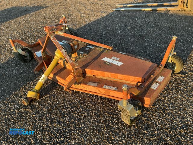 Lot 2-40807 - Sitrex SM-230 92" 3-point Finish Mower, 540 pto driven with shaft, four pneumatic caster wheels (all...