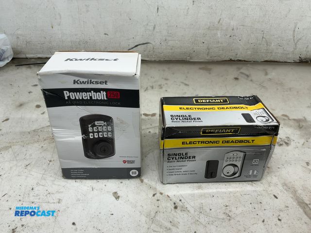 Lot 2-18292 - (1) Kwikset Powerbolt 250 Keypad Electronic Lock and (1) Defiant 1007756871 Single Cylinder Electron...