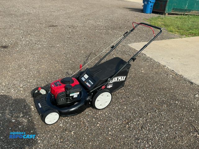 Lot 2-20977 - Black Max 21" Push Mower