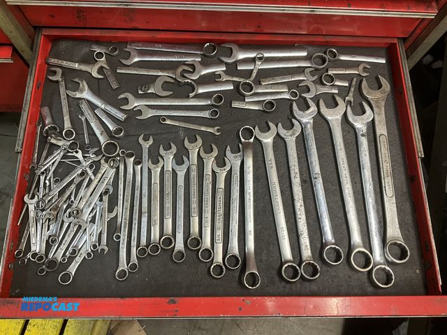 Lot 2-17003 - Lot of various used wrenches