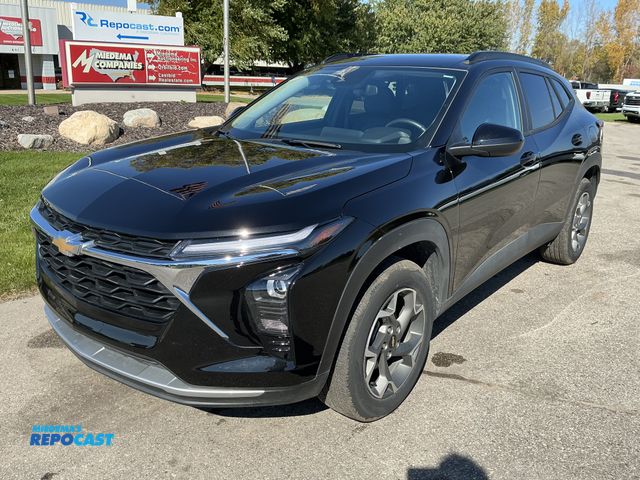 Lot 2-41815 - 2026 Chevrolet Trax LT SUV FWD