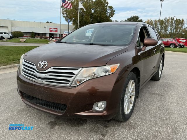 Lot 2-67213 - 2011 Toyota Venza SUV AWD