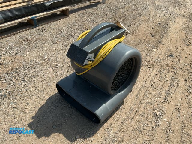 Lot 2-10568 - Miscellaneous Floor Blower Fan