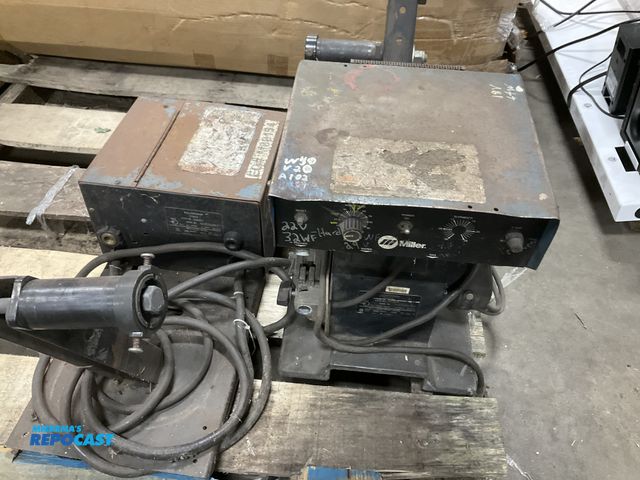 Lot 2-69167 - Miller S-52E Constant Speed Wire Feeder &amp; S-22 A 2AV-CONSTANT SPEED WIRE FEEDER