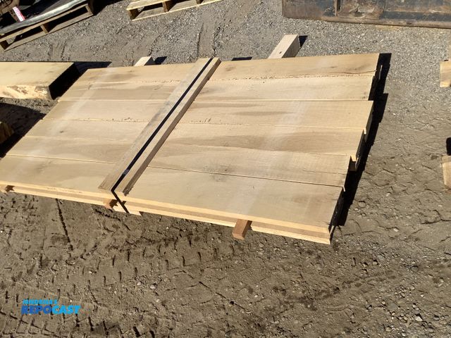 Lot 2-76659 - 2 Layers of 4/4 white oak - approx. 41" x 6' long