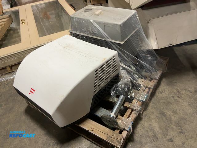 Lot 2-19091 - Skid lot of Power tongue jack for trailer, (13) iapmo, 27” x 16” x 7” ss metal under mount sinks, fu...