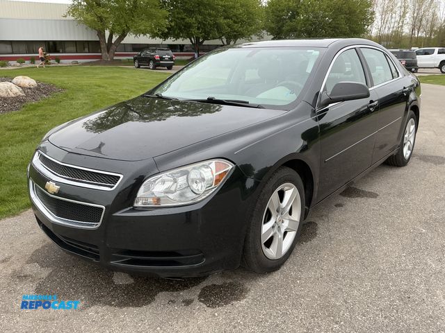 Lot 2-43802 - 2012 Chevrolet Malibu LS Sedan FWD