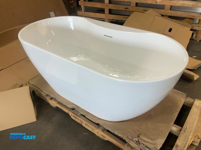 Lot 2-17544 - New Acrylic freestanding tub, sku#948057, approximately 59” x 29-1/2” x 23” T. 17” deep