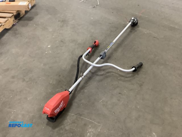 Lot 2-93476 - Lot of (1) Milwaukee brushless m18 string trimmer.