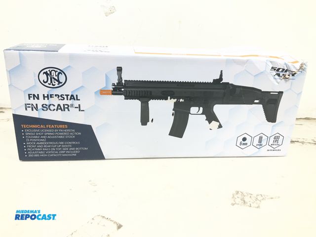 Lot 2-15656 - FN Herstal FN Scar-L Airsoft Gun Kit - Damaged Box