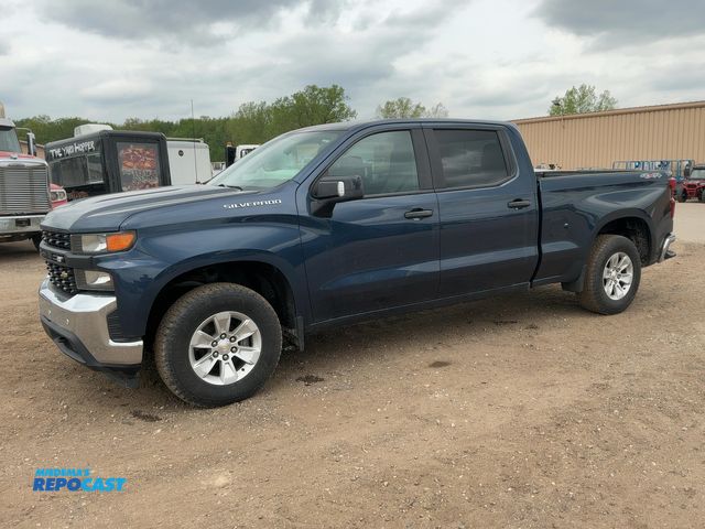 Lot 2-43441 - 2020 Chevrolet Silverado 1500 Crew Cab Short Box Pickup Truck 4x4
