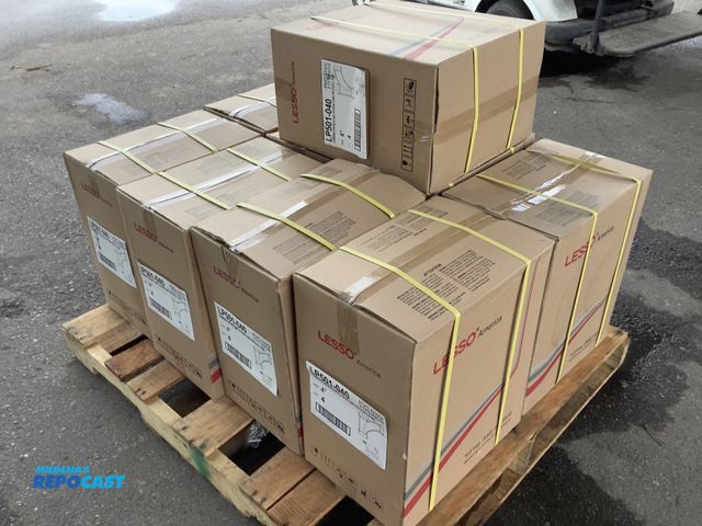 Lot 2-27355 - Skid lot of (9 boxes of 4) pvc fittings LP501-040