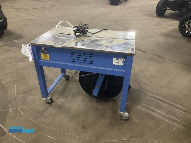 Lot 2-33312 - Advance Packaging Systems banding machine, 110 volt, powers on, missing some parts