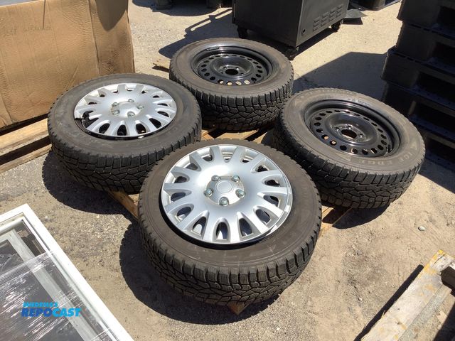 Lot 2-75165 - Lot of (4) 2006-2009 Chevrolet Impala OPTQB5, 2005 Chevrolet Equinox - 16 x 6-1/2" steel wheel OPT Q...