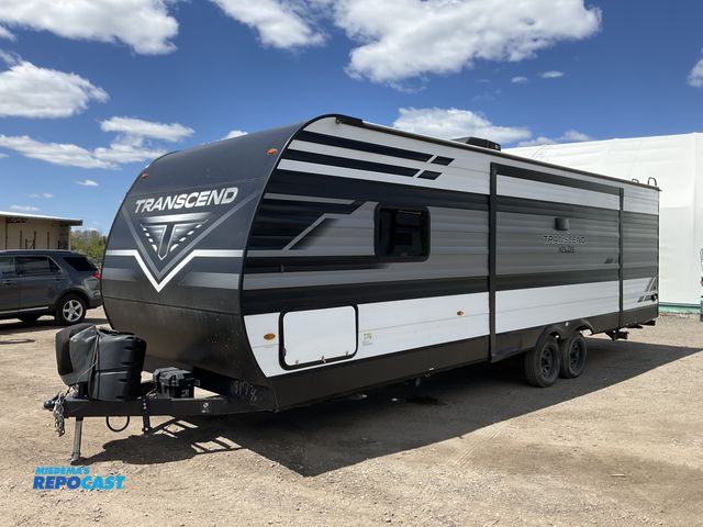 Lot 2-90167 - 2022 Grand Design Transcend Xplor 260RB Camper Travel Trailer
