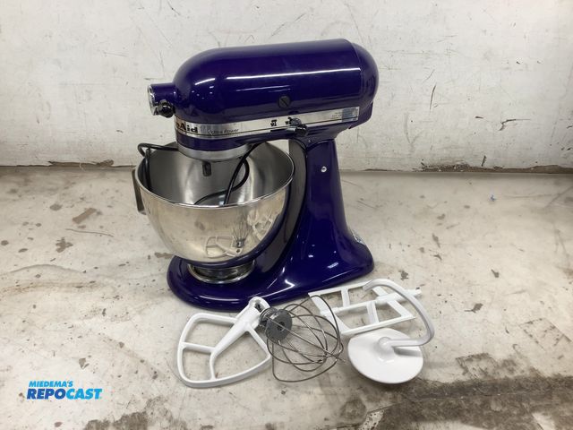 Lot 2-35292 - KitchenAid KSM90 4.5Qt. Cobalt Blue Ultra Power Mixer
