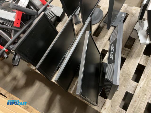 Lot 2-79305 - Lot of (5) Computer Monitors of Various Brands Including Acer, Hanns.g, Dell, HP