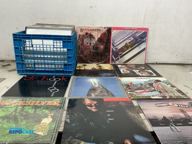 Lot 2-67692 - approx 50 record albums, mostly rock