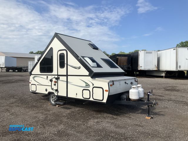 Lot 2-34327 - 2016 FLAG T12 RBTH Hard Side A-Frame Pop-Up Travel Trailer