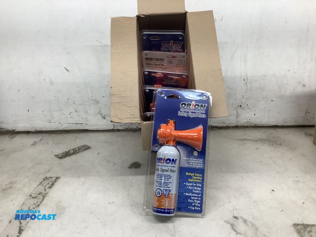 Lot 2-13865 - Lot of (6) new Orion safety signal horns #509