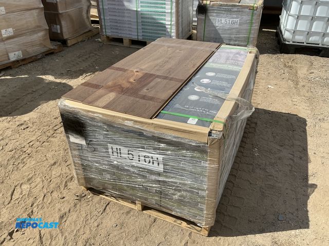 Lot 2-76728 - 472 sq. feet of Click Lock Engineered Hardwood Driftwood Acacia. No gluing or stapling necessary. 3/...