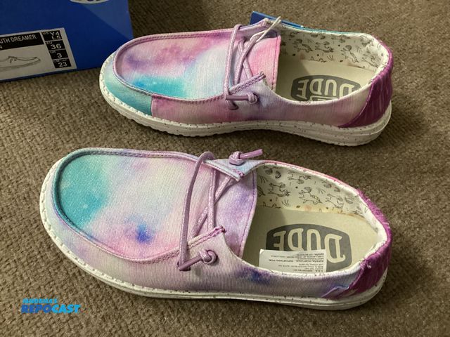 Lot 2-34607 - New Hey Dude Wendy Youth Dreamer. Unicorn Youth size 4 Ladies size 5