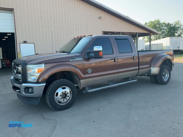 Lot 2-44268 - 2011 Ford F-350 Super Duty Lariat Crew Cab Long Box Pickup Truck 4x4