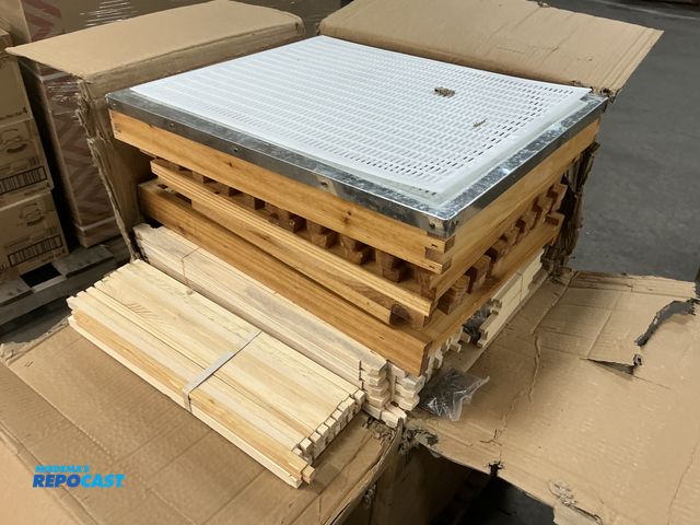 Lot 2-75908 - Frame beehive boxes wooden unassembled