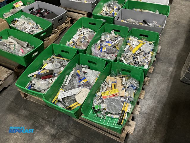 Lot 2-74965 - Lot of grinding/sanding replacement discs, reduced Phil bits, drum sleeve sander rings, screwdriver ...