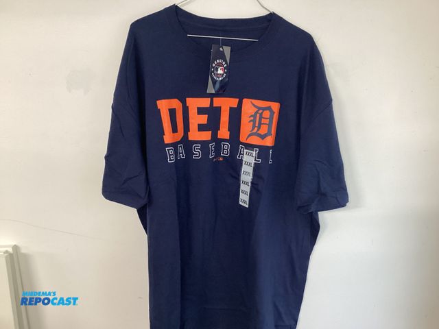 Lot 2-91248 - New Detroit Tigers Baseball T-shirt. By CSA. Genuine MLB Merchandise. Size XXXL