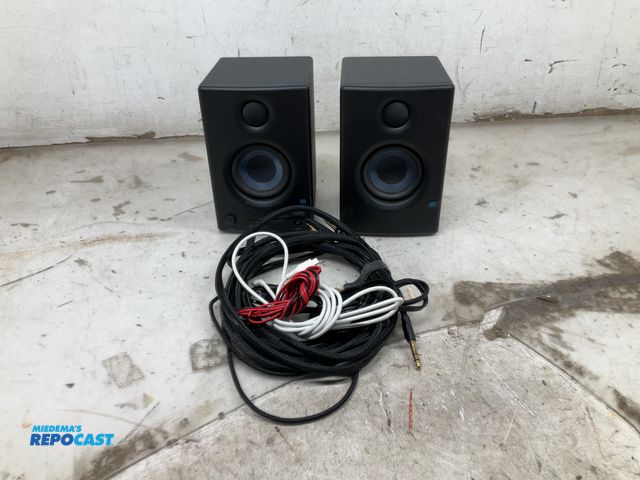 Lot 2-19561 - 2 PreSonus Eric’s E3.5 Monitor speakers