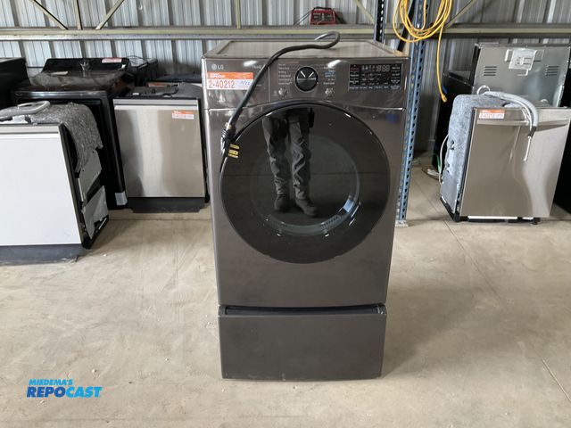 Lot 2-40212 - Scratch & Dent LG DLEX4080B 7.4 cu. ft. ultra-large capacity smart front-load electric dryer with LG...
