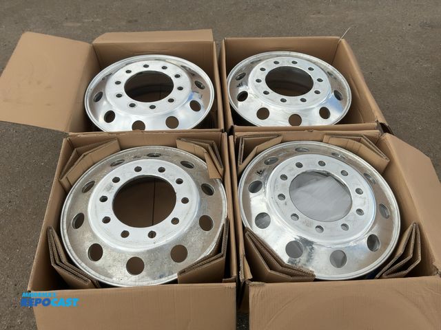 Lot 2-11600 - Lot of (4) Accuride Aluminum 22.5"x8.25" 10 Lug Semi Wheels