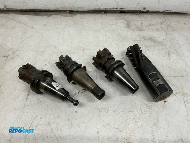 Lot 2-96026 - Lot of (3) taper tool holders with indexable face mills, and one heavy duty indexablesend mill