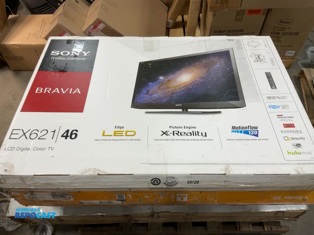 Lot 2-73275 - Sony LCD Digital Color TV EX621/46, No Remote and No Legs