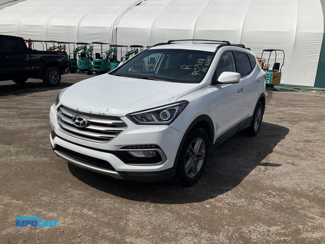 Lot 2-91675 - 2017 Hyundai Santa Fe Sport Sport 2.4 AWD SUV AWD