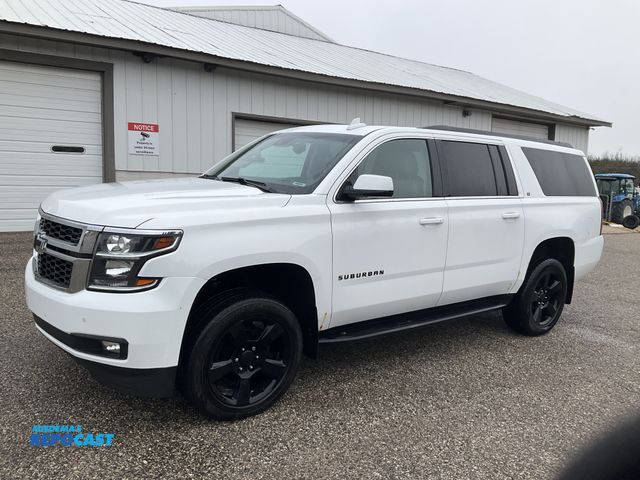 Lot 2-61106 - 2016 Chevrolet Suburban SUV 4x4